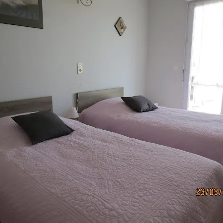 D'hotes Champagne Laval Louis Отель типа 