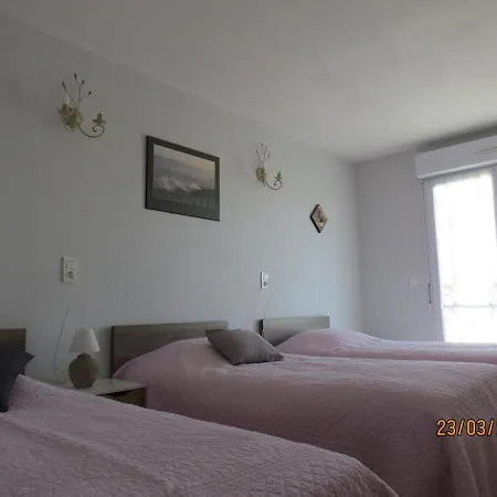 D'hotes Champagne Laval Louis 3*
