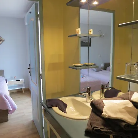 D'hotes Champagne Laval Louis Cumieres