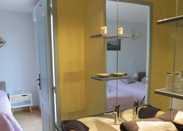 D'hotes Champagne Laval Louis 3*