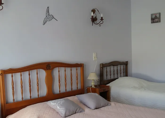 D'hotes Champagne Laval Louis Bed and Breakfast 3*