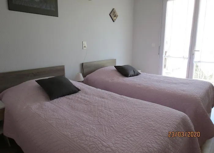 D'hotes Champagne Laval Louis Bed and Breakfast Cumieres