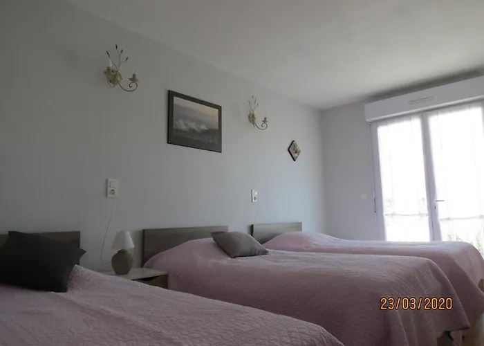 D'hotes Champagne Laval Louis 3*